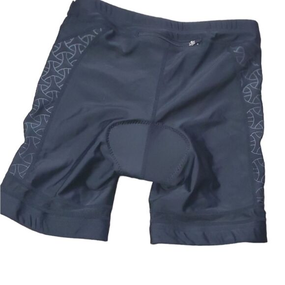 TYR Padded Compression Black Shorts - Picture 2 of 4